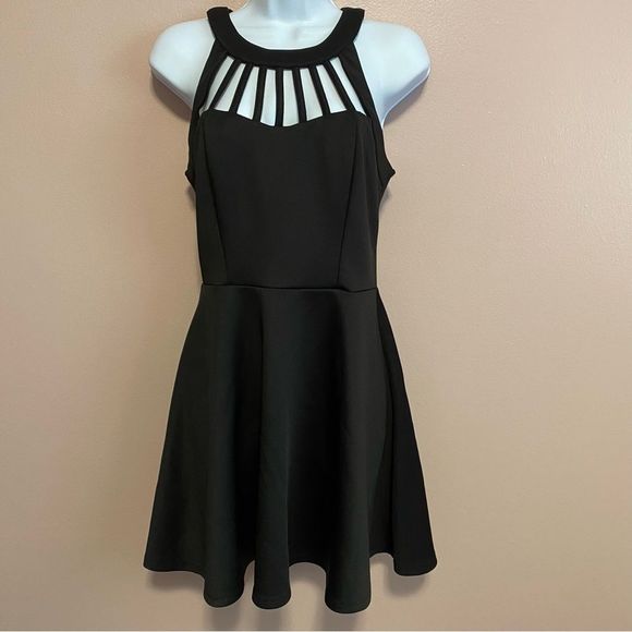 Windsor black formal dress size 7 - Picture 3 of 6